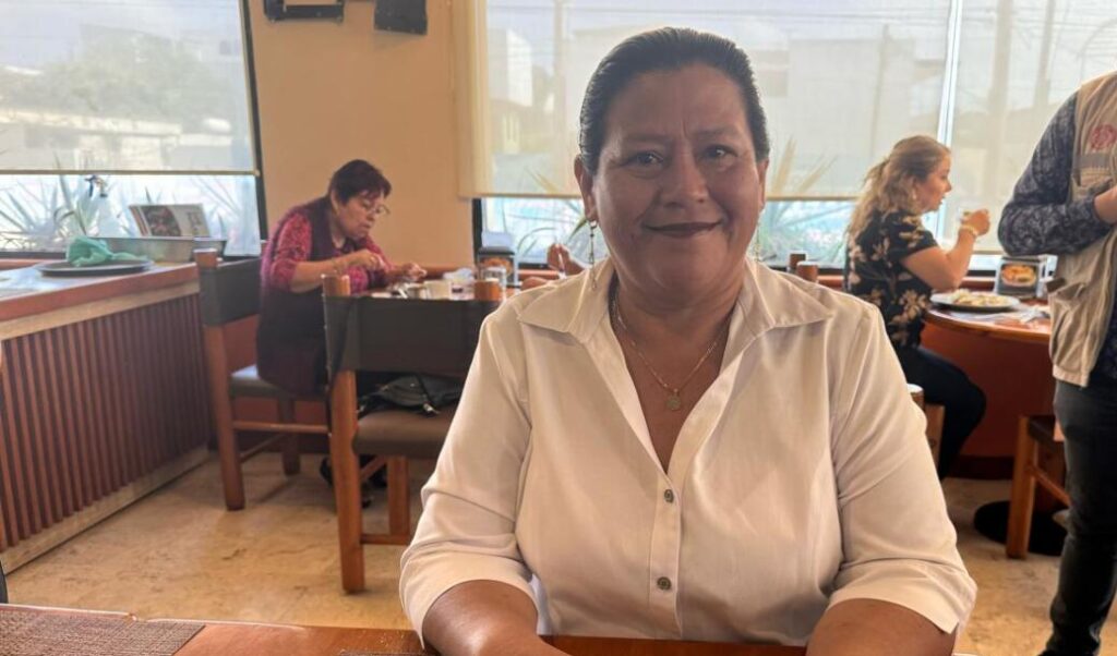 Eusebia Cortés renuncia a la reelección a la diputación local por Coatzacoalcos. Eusebia Cortés renuncia a la reelección a la diputación local por Coatzacoalcos.