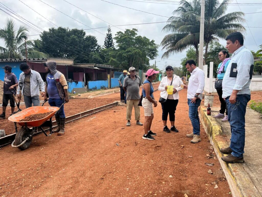 Avanza pavimentación de la calle Mariano Abasolo en la congregación de Barrancas Avanza pavimentación de la calle Mariano Abasolo en la congregación de Barrancas