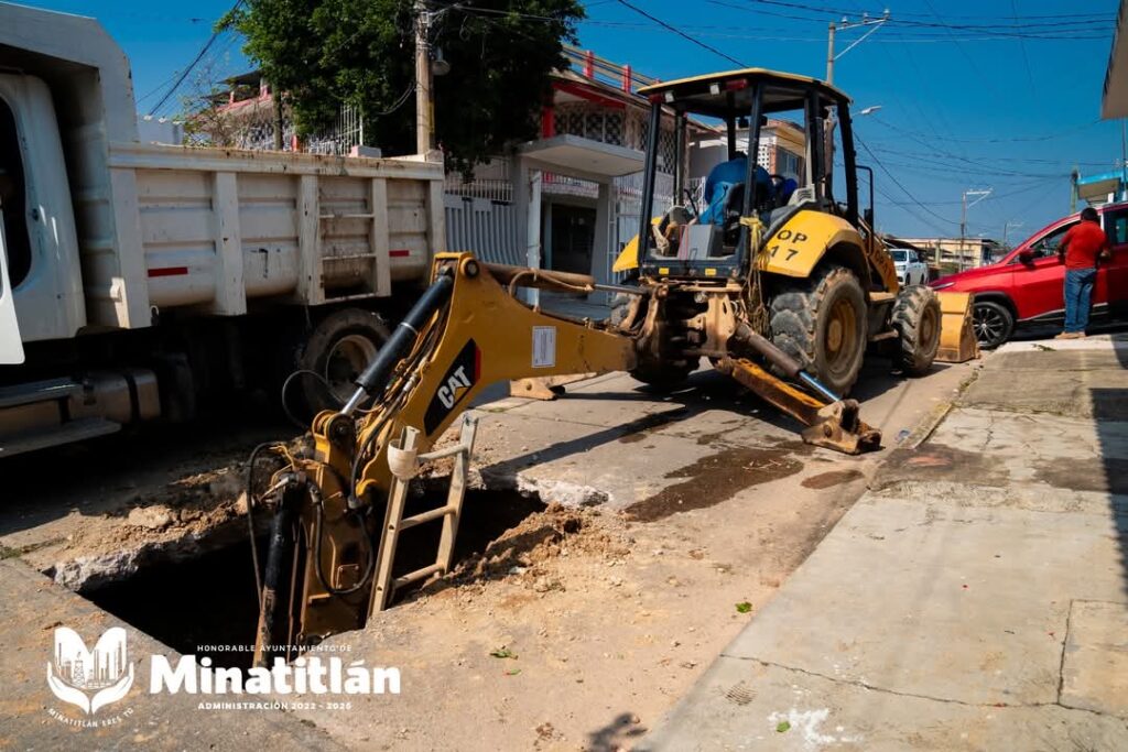 Aviso Importante a la Población: Realizan Trabajos de Reparación en la Red de Drenaje en la Colonia Obrera en Minatitlán. Aviso Importante a la Población: Realizan Trabajos de Reparación en la Red de Drenaje en la Colonia Obrera en Minatitlán.