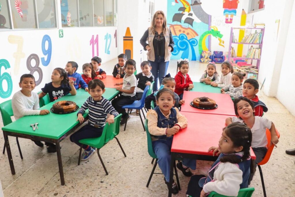 Inician actividades escolares en CADIS y CAICS del DIF Coatzacoalcos. Inician actividades escolares en CADIS y CAICS del DIF Coatzacoalcos.