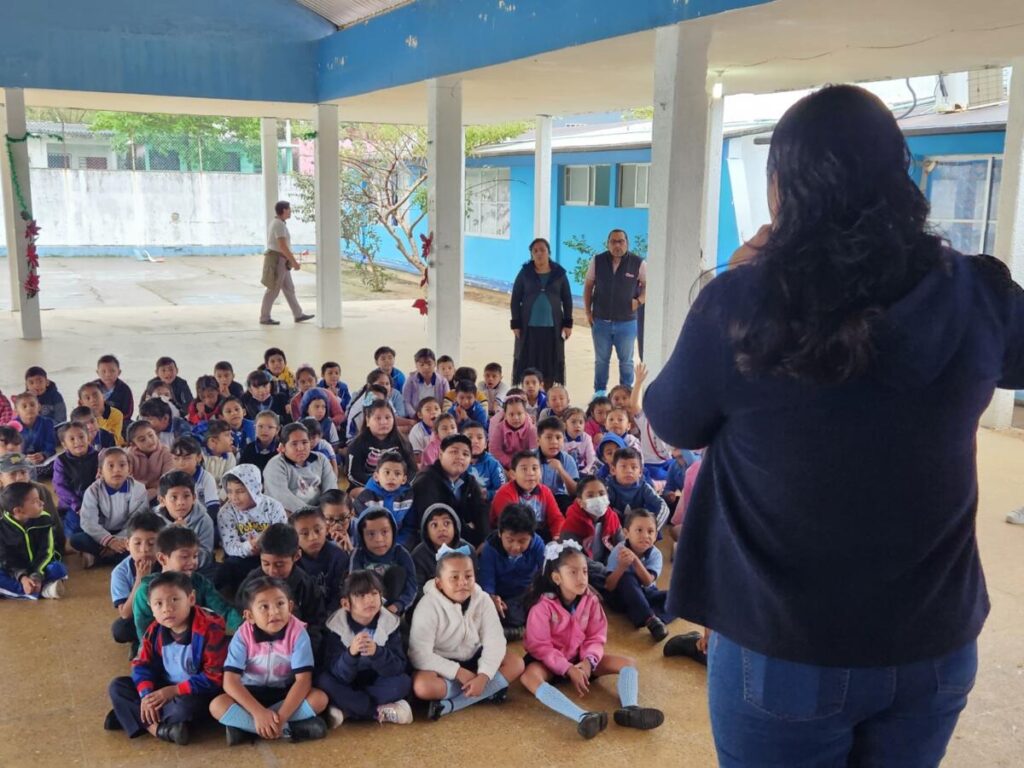 Trabaja Gobierno de Coatzacoalcos en la lucha contra la depresión con programas permanentes en las escuelas.