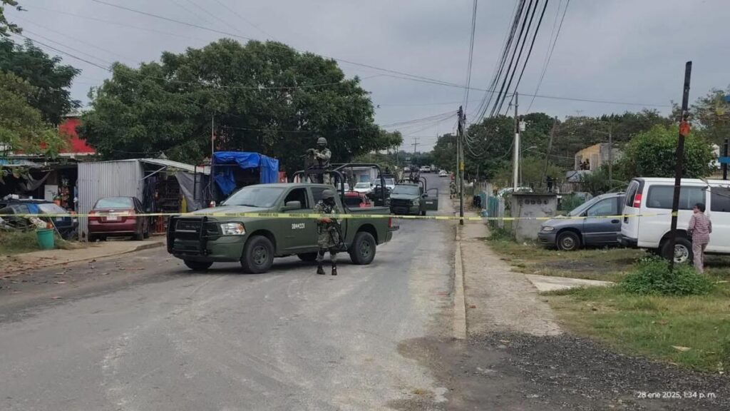 Aseguran vehículo durante operativo en Nanchital