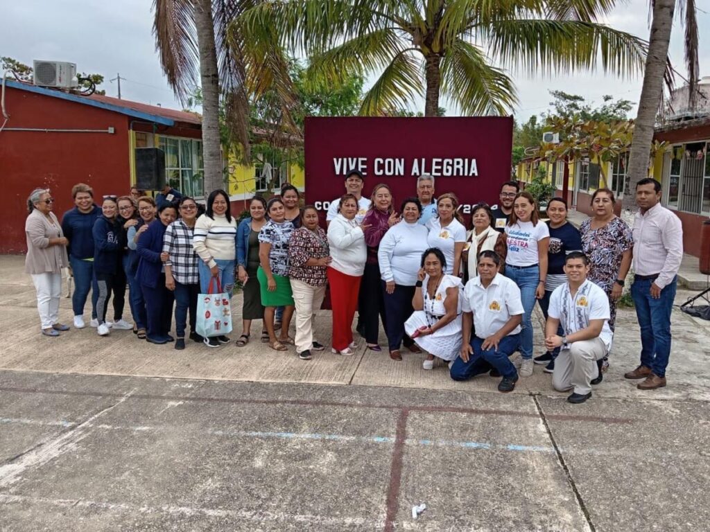 Fomenta Coatzacoalcos la alegría en la adolescencia en el marco del Día de la Depresión.