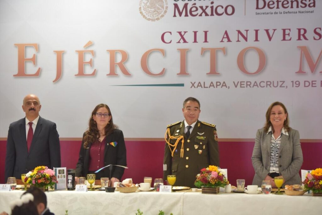 Congreso de Veracruz, presente en conmemoración del Ejército Mexicano. Congreso de Veracruz, presente en conmemoración del Ejército Mexicano.