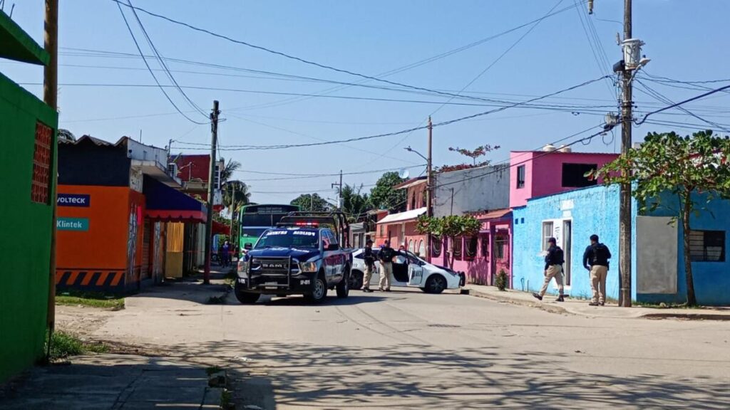 Intentan 3j3cutar a masculino en la Col. Trópico de la Rivera en Coatzacoalcos 