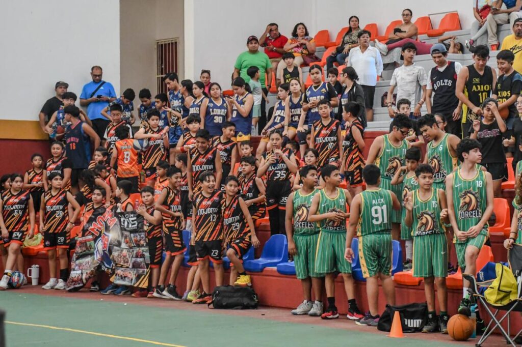 Inauguración de la Copa Municipal de Basquetbol Infantil y Juvenil en Coatzacoalcos