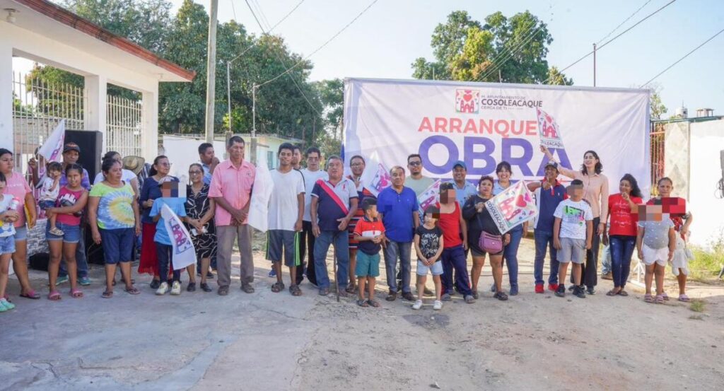 Arranca importante obra de pavimentación en la colonia Emiliano Zapata del municipio de Cosoleacaque.