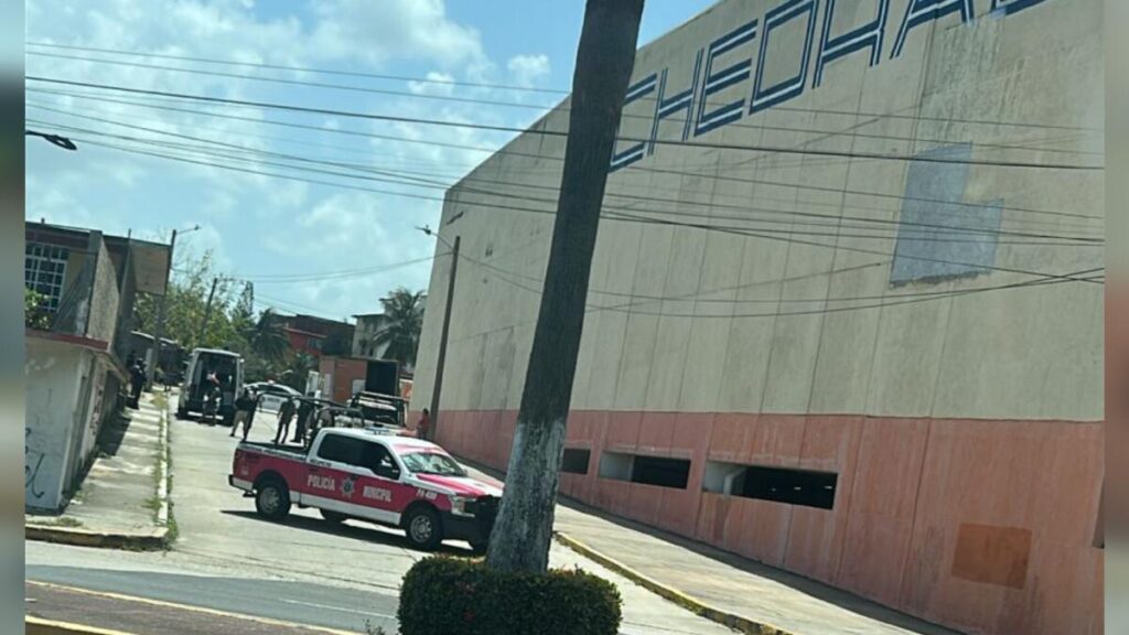 Empleado de Chedraui intentó qu¡t4rs3 la vida en Coatzacoalcos.