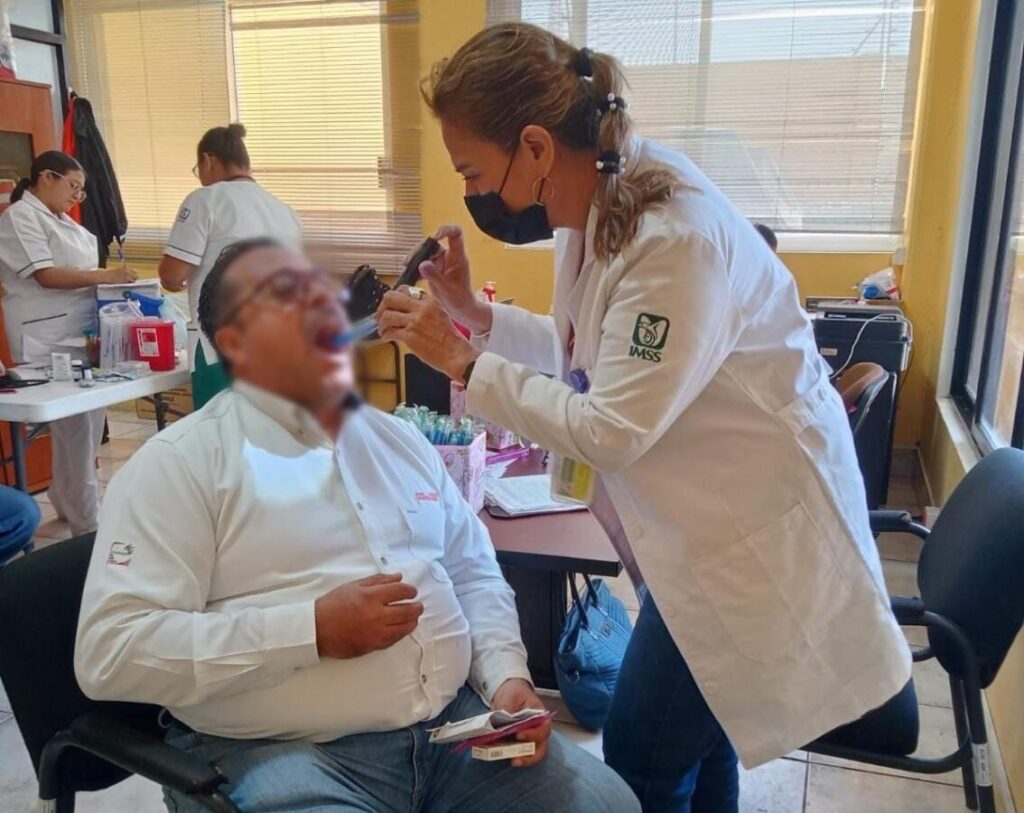 Exhorta IMSS Veracruz Sur a prevenir enfermedades bucodentales.