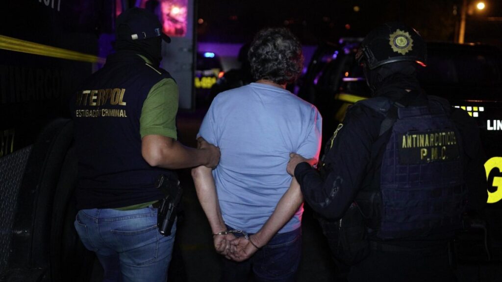 México entrega a Guatemala a uno de los n4rc0s más buscados por EE.UU. México entrega a Guatemala a uno de los n4rc0s más buscados por EE.UU.