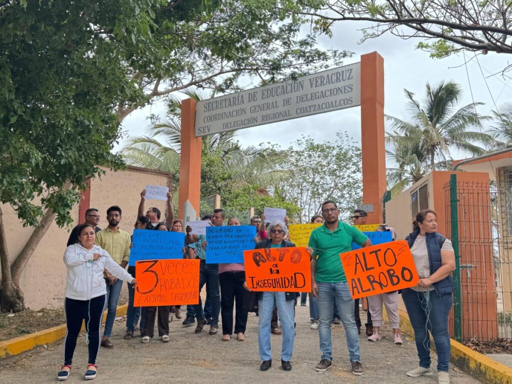 Roban tres veces en menos de una semana en la delegación de la SEV en Coatzacoalcos