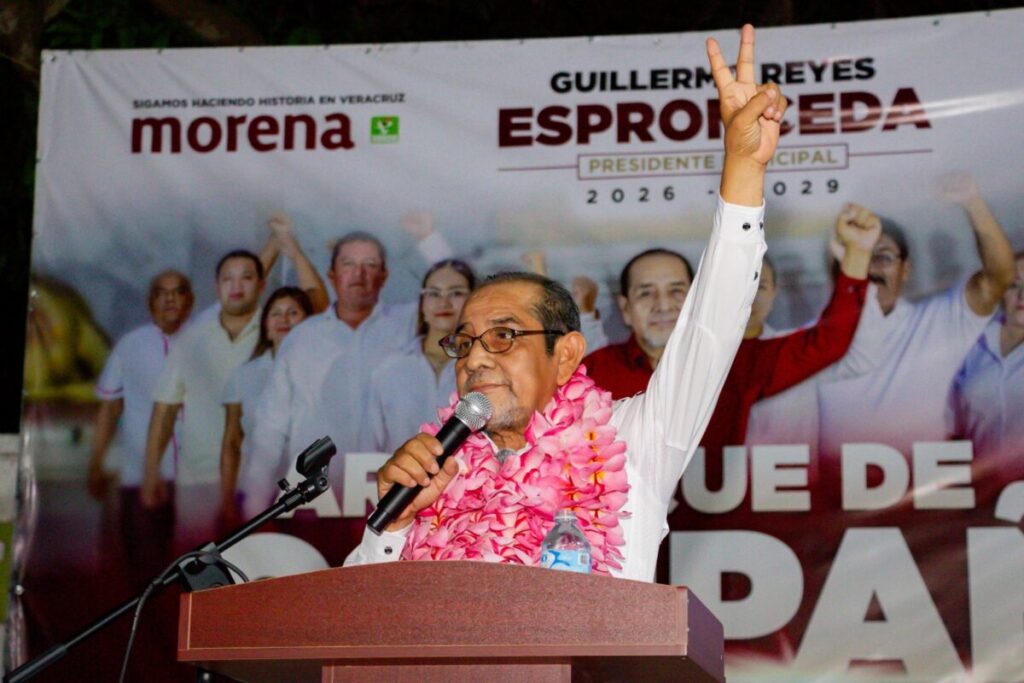 Guillermo Reyes Espronceda presenta sus ejes de acción para Minatitlán. Guillermo Reyes Espronceda presenta sus ejes de acción para Minatitlán.