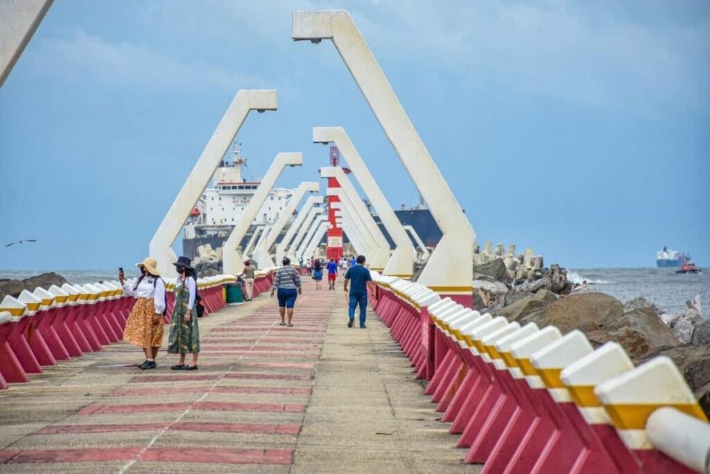 Emiten Aviso Especial por Frente frío, Surada y Ola de calor para Veracruz. Emiten Aviso Especial por Frente frío, Surada y Ola de calor para Veracruz.