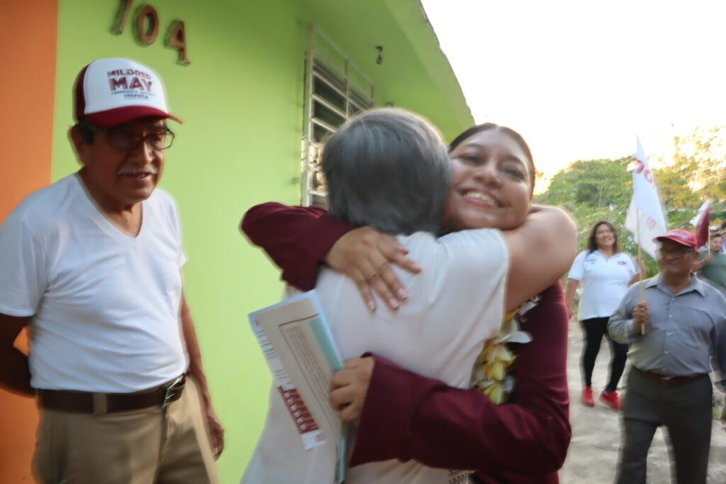 Reconoce Mildred May labor de maestros al ser parte fundamental de la educación de niños y jóvenes Reconoce Mildred May labor de maestros al ser parte fundamental de la educación de niños y jóvenes