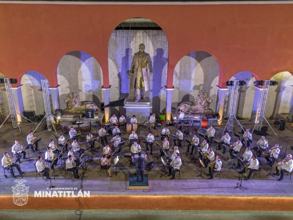 #Educación| Minatitlán celebra con música el cierre del Festival del Día Internacional del Libro #Educación| Minatitlán celebra con música el cierre del Festival del Día Internacional del Libro