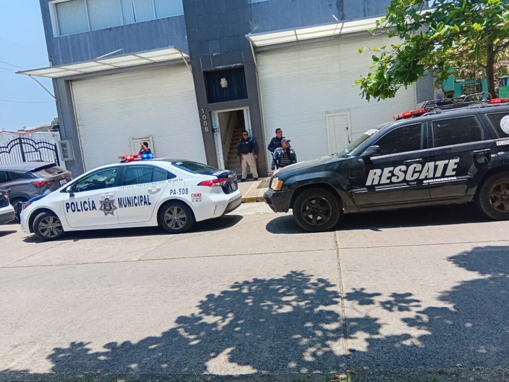 Hombre f4ll3c3 mientras se encontraba trabajando 