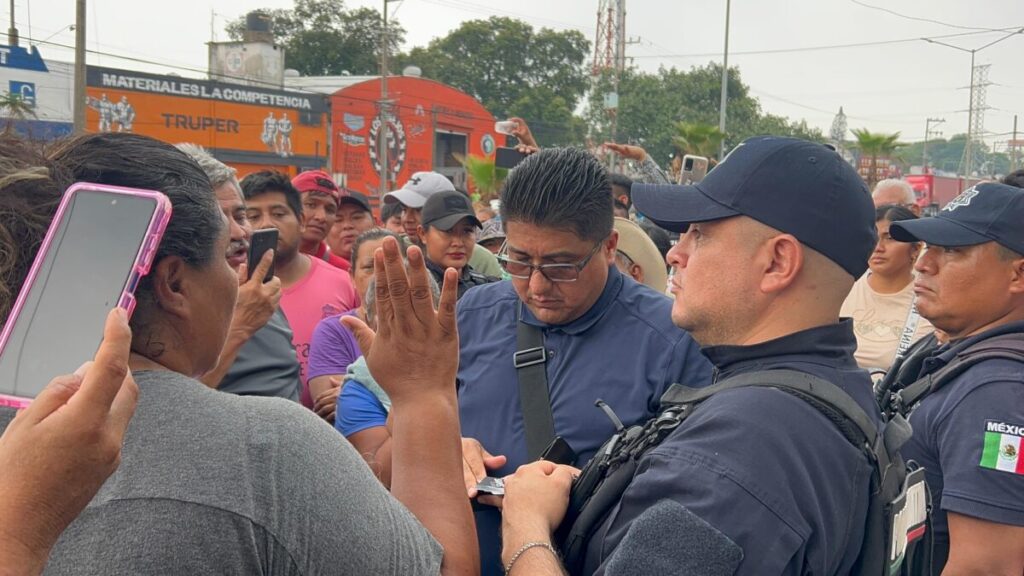 Operativo en Minatitlán termina con caos, protestas y fuga: 16 detenidos fueron liberados por pobladores tras hallazgo de camión robado