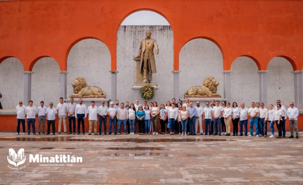 Minatitlán conmemora el 153° Aniversario Luctuoso de Benito Juárez García Minatitlán conmemora el 153° Aniversario Luctuoso de Benito Juárez García
