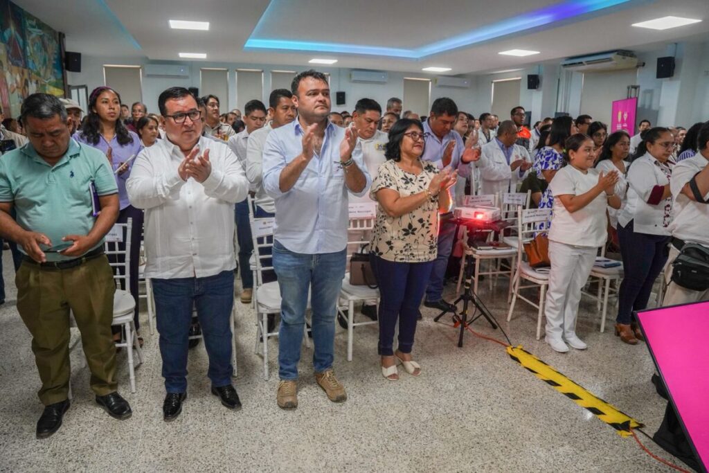 Cosoleacaque unido en la lucha contra el dengue. Cosoleacaque unido en la lucha contra el dengue.