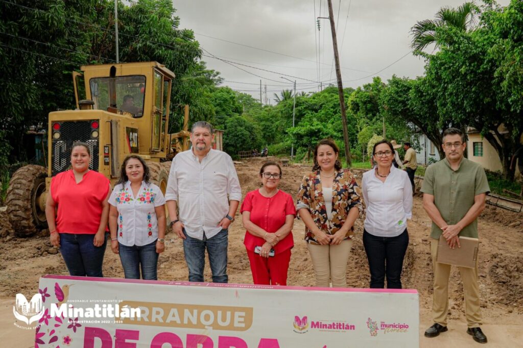 Minatitlán se transforma con más obras de pavimentación