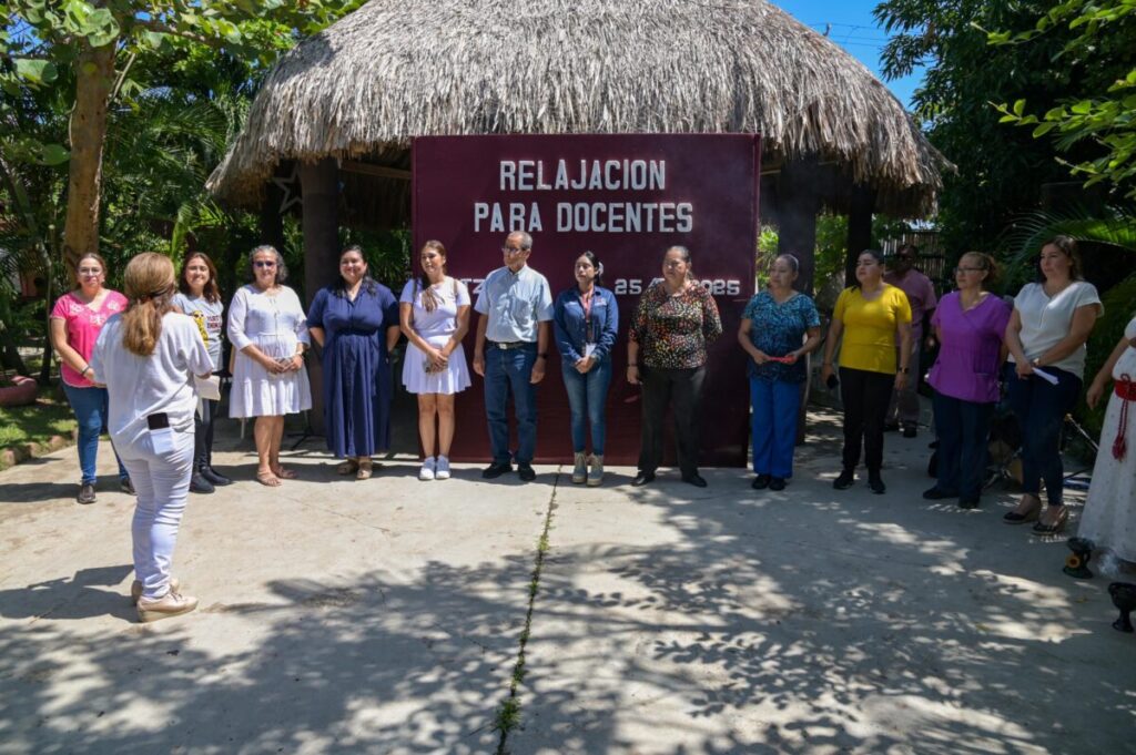 Promueven bienestar emocional en Coatzacoalcos con ‘Relajación para docentes’