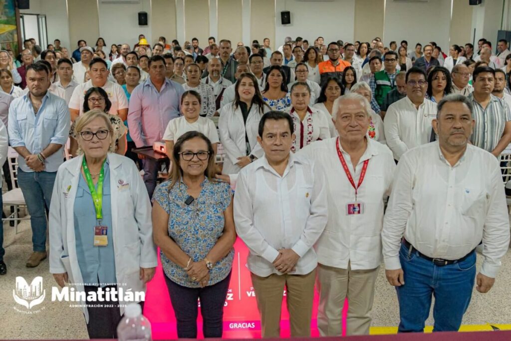 Gobierno Municipal de Minatitlán entrega validación del proyecto ejecutivo para la rehabilitación de camino turístico en zona rural Gobierno Municipal de Minatitlán entrega validación del proyecto ejecutivo para la rehabilitación de camino turístico en zona rural