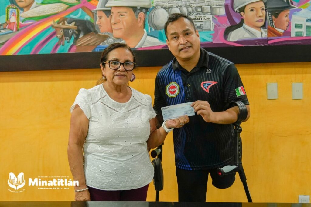 Carmen Medel Palma reconoce a José Gilberto Moreno por su histórica participación en los World Games 2025