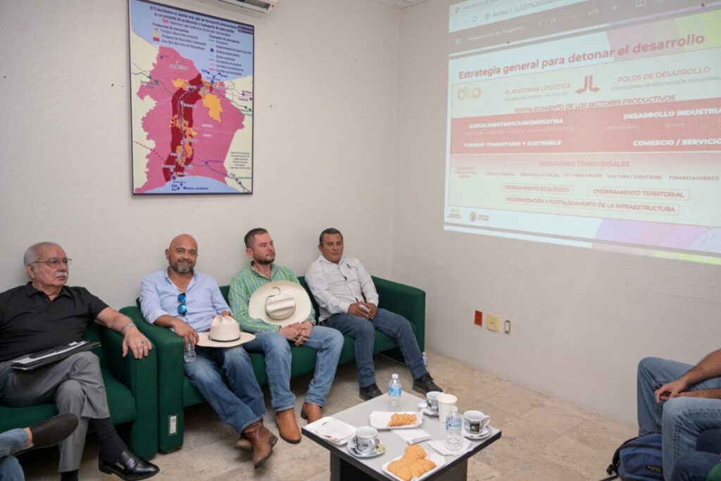 Realizan ganaderos y Ayuntamiento primera reunión para proyectos productivos