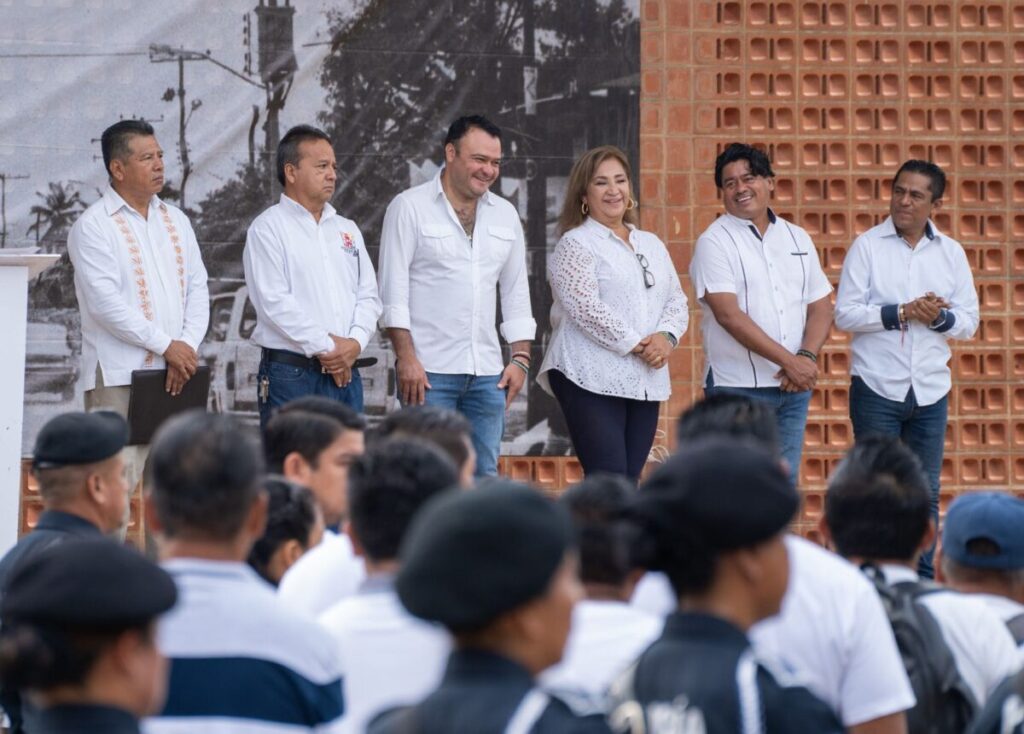 Ponciano Vázquez Parissi encabeza conmemoración del CCCXX aniversario de la fundación de Cosoleacaque.