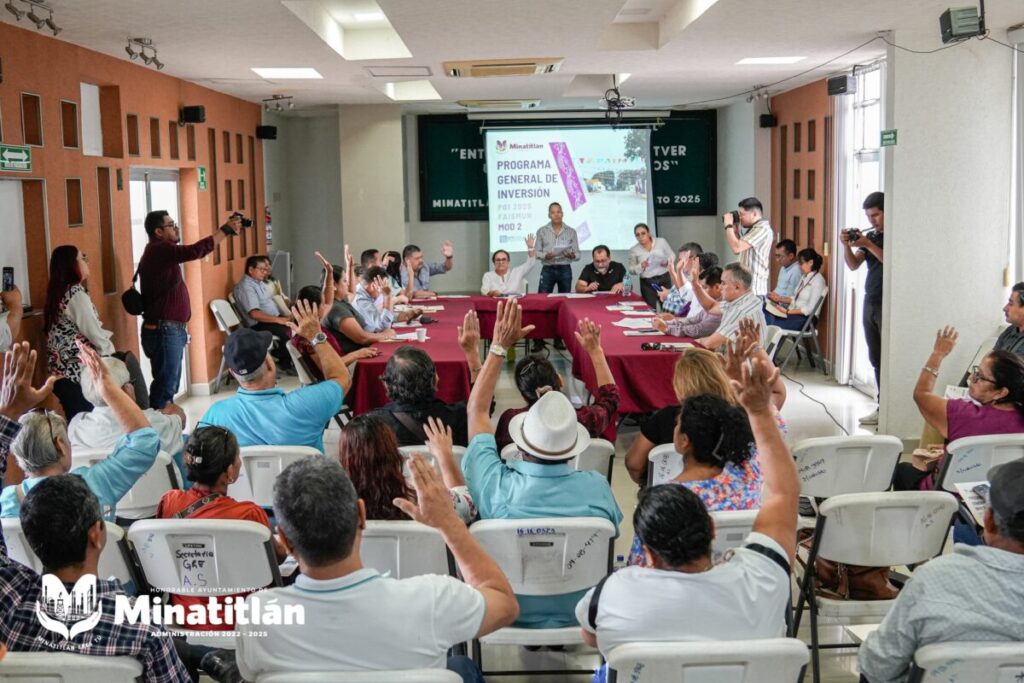 Carmen Medel encabeza sesión ordinaria en favor de la transparencia y el desarrollo de Minatitlán