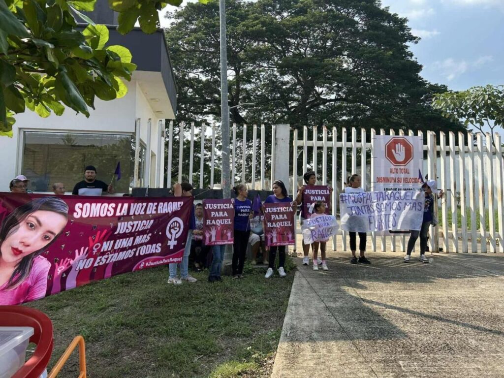 Suspenden por tercera ocasión audiencia en caso de fem¡n¡c¡di0 de Raquel en Acayucan Suspenden por tercera ocasión audiencia en caso de fem¡n¡c¡di0 de Raquel en Acayucan