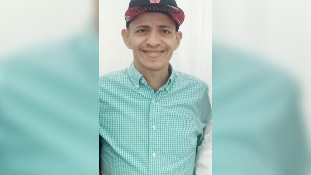 Mu3r3 atropell@d0 en la autopista Las Choapas-Ocozocoautla el conocido Felipe Naranjos “Cloritos” Mu3r3 atropell@d0 en la autopista Las Choapas-Ocozocoautla el conocido Felipe Naranjos “Cloritos”