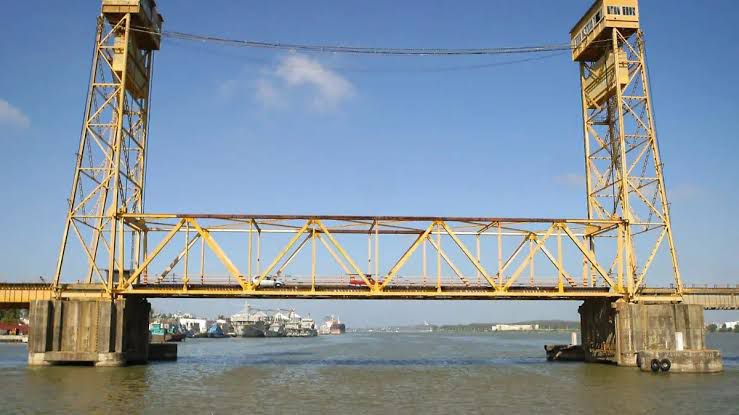 Nahle extingue fideicomiso de Puente Coatza I y Túnel Sumergido; este último sigue cobrando peaje Nahle extingue fideicomiso de Puente Coatza I y Túnel Sumergido; este último sigue cobrando peaje