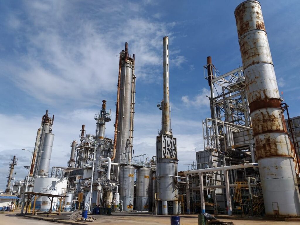 Cinco trabajadores resultan lesionados en incidente con vapor en el Complejo Petroquímico Cosoleacaque Cinco trabajadores resultan lesionados en incidente con vapor en el Complejo Petroquímico Cosoleacaque