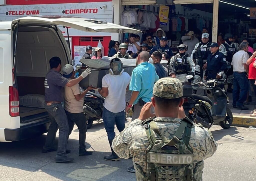 Cu3rp0 carboniz@d0 hallado en Coppel de Las Choapas será sometido a pruebas de ADN para confirmar identidad