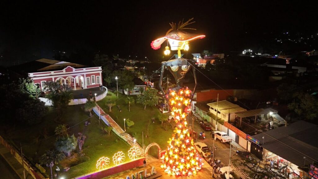 En Veracruz hay una Catrina monumental de 30 metros y está en Misantla