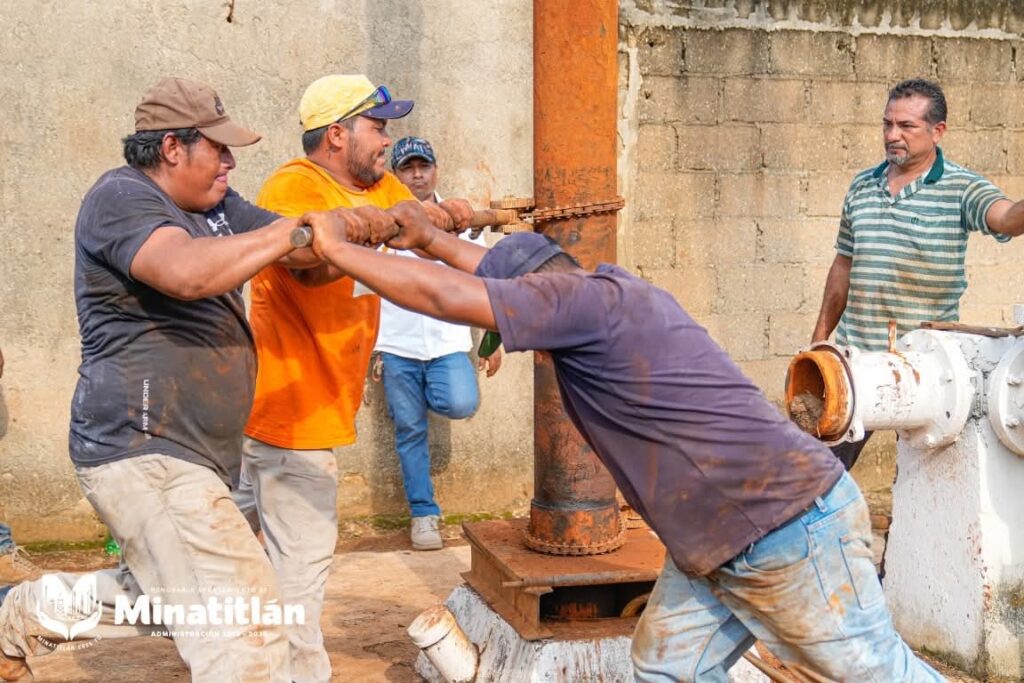 Mejoran el suministro de agua potable con mantenimiento al Pozo 7A en Minatitlán