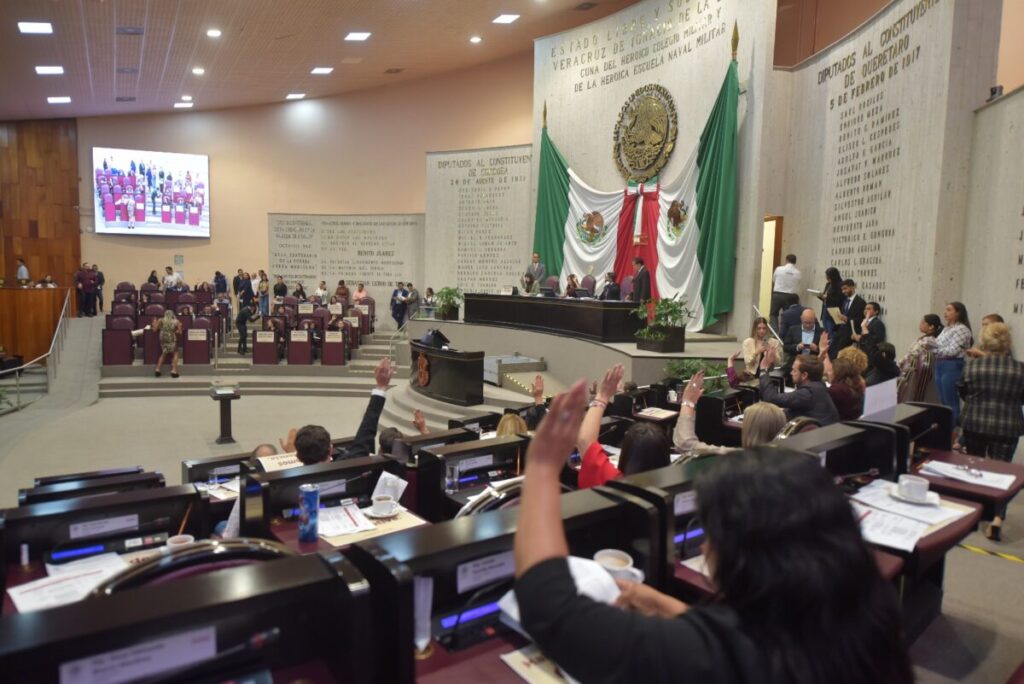 Simplificar trámites en el Registro Civil, propone gobernadora