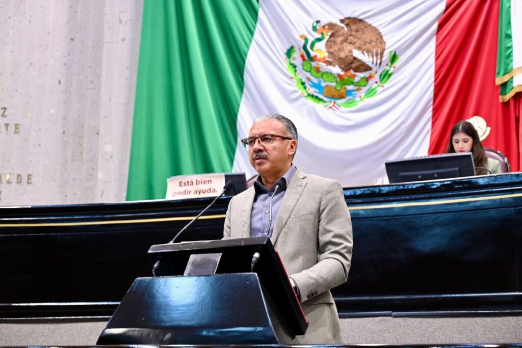 Se pronuncia diputado contra el acoso escolar