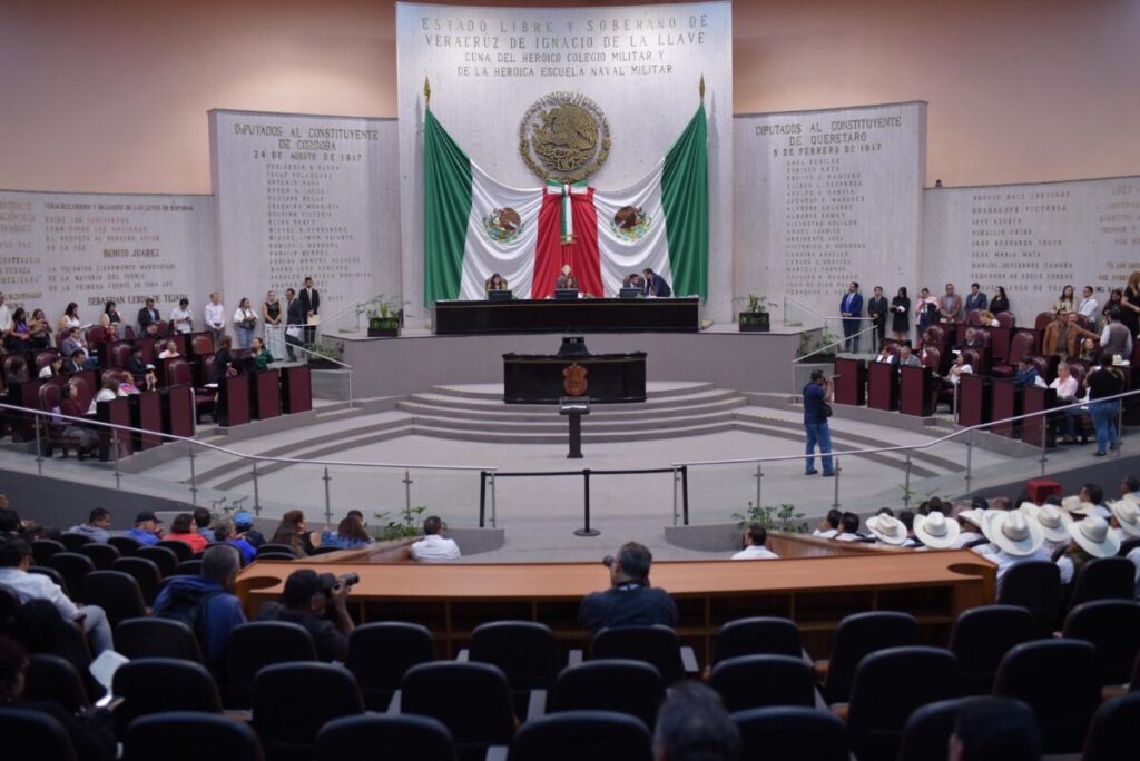 Aprueba Congreso reforma que fortalece atribuciones de la Contraloría de la CEAPP