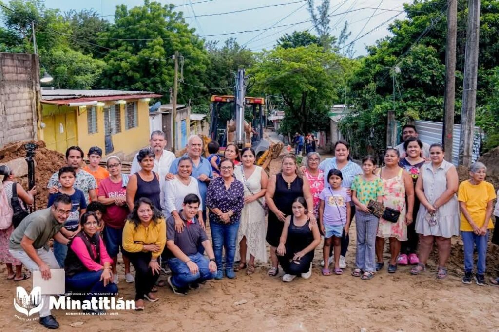 Después de 15 años, vecinos de la colonia Miguel Hidalgo reciben justicia social con obra de pavimentación