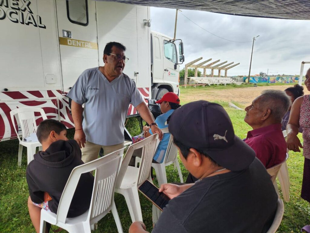 Otorgan Pemex y gobierno de Coatzacoalcos más de 3 mil atenciones médicas gratuitas en zonas vulnerables