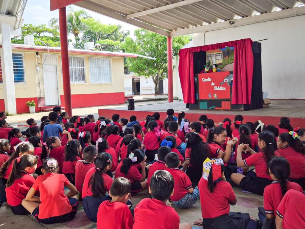 Promueve ‘Oralia Bringas de García’ promueve la lectura y tradiciones mexicanas en la primaria Independencia Promueve ‘Oralia Bringas de García’ promueve la lectura y tradiciones mexicanas en la primaria Independencia