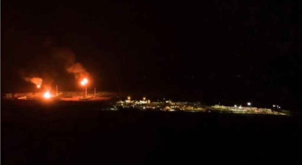 Reportan Explosión en Ducto de Centro de Proceso de Gas Atasta de Pemex, en Campeche