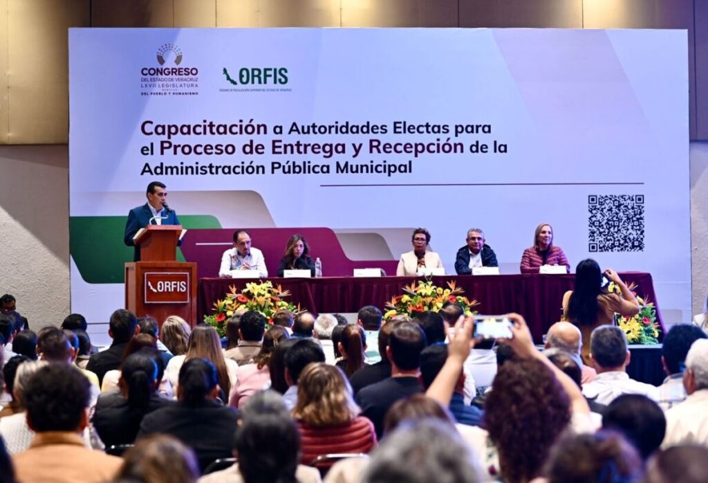 Exhorta Congreso a crear gobiernos municipales honestos y autocríticos Exhorta Congreso a crear gobiernos municipales honestos y autocríticos