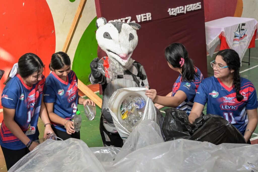 Recauda ‘Misión Tlacuache’ fondos para voleibolistas del LEVIC y su viaje a Colombia Recauda ‘Misión Tlacuache’ fondos para voleibolistas del LEVIC y su viaje a Colombia