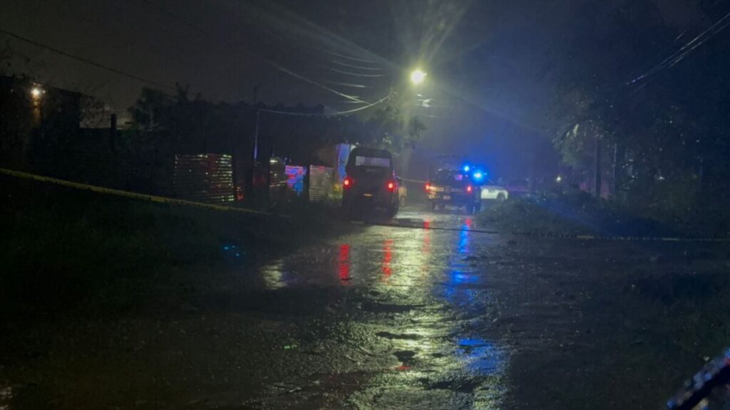 VIDEO: 3j3cut4n a masculino en la colonia Independencia de Coatzacoalcos