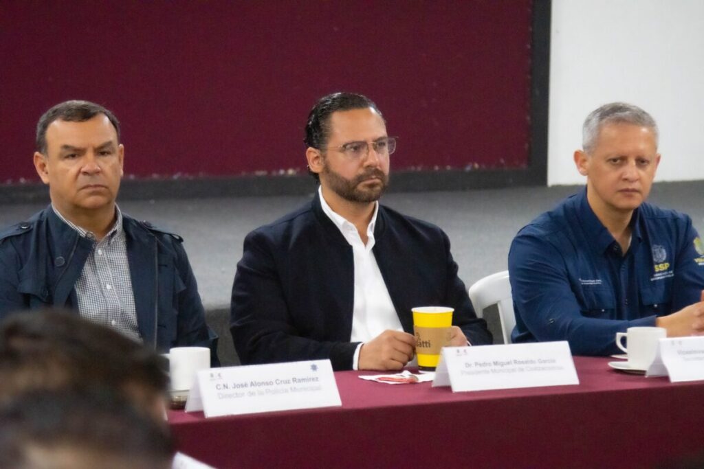 Reforzarán seguridad en Coatzacoalcos con más patrullas y elementos estatales. Reforzarán seguridad en Coatzacoalcos con más patrullas y elementos estatales.