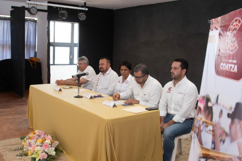 Fortalecen Gobierno de Coatzacoalcos y SECTUR profesionalización turística y calidad del servicio. Fortalecen Gobierno de Coatzacoalcos y SECTUR profesionalización turística y calidad del servicio.