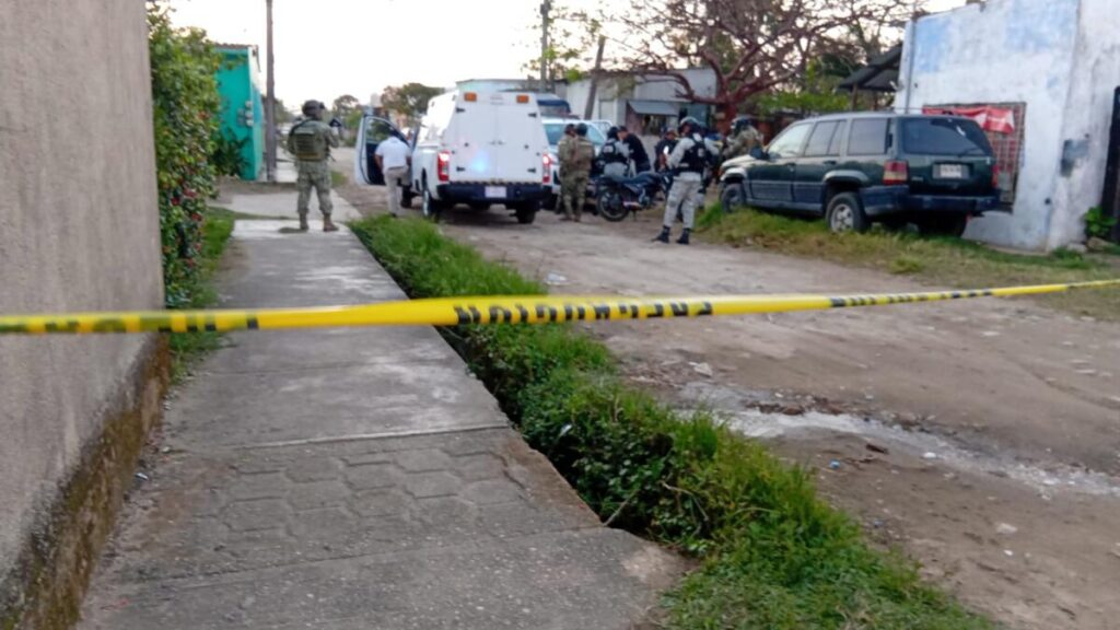 Ej3cut4n a masculino frente a su domicilio en la colonia Progreso y Paz de Coatzacoalcos